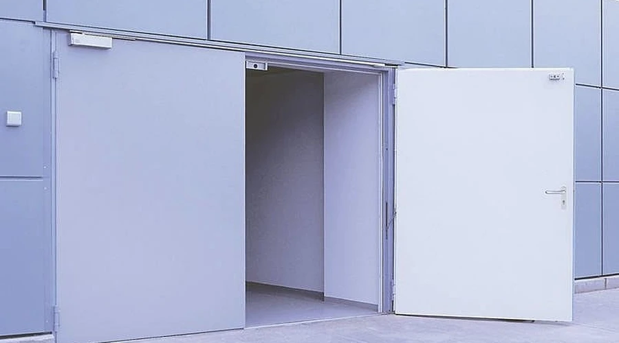 Uși rezistente la foc cu un canat sau două